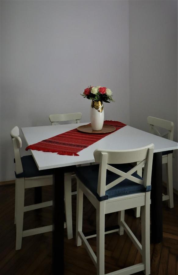 Appartement Center Haus à Bucarest Extérieur photo